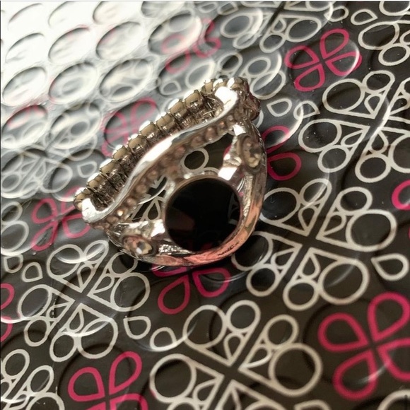 Ring - Picture 1 of 2